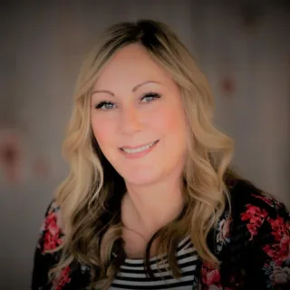 Julie O’Neill | 616 REALTY Julie O’Neill