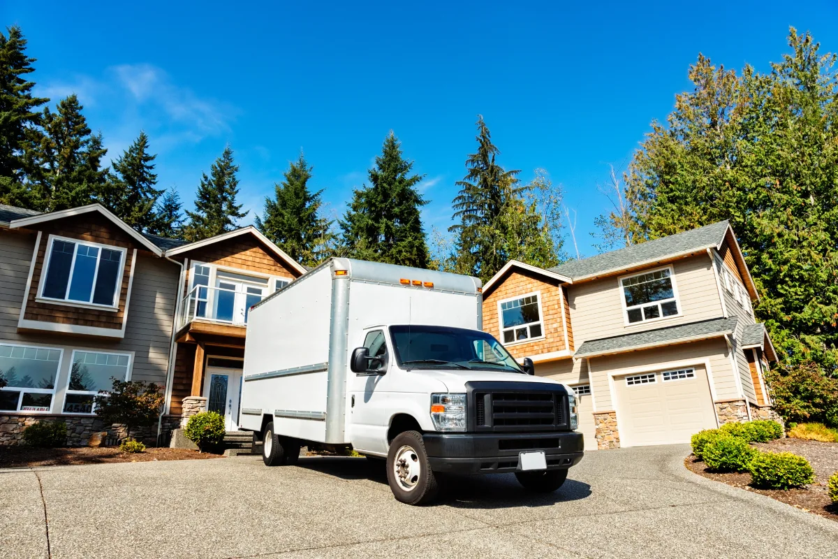Moving-10 | 616 REALTY