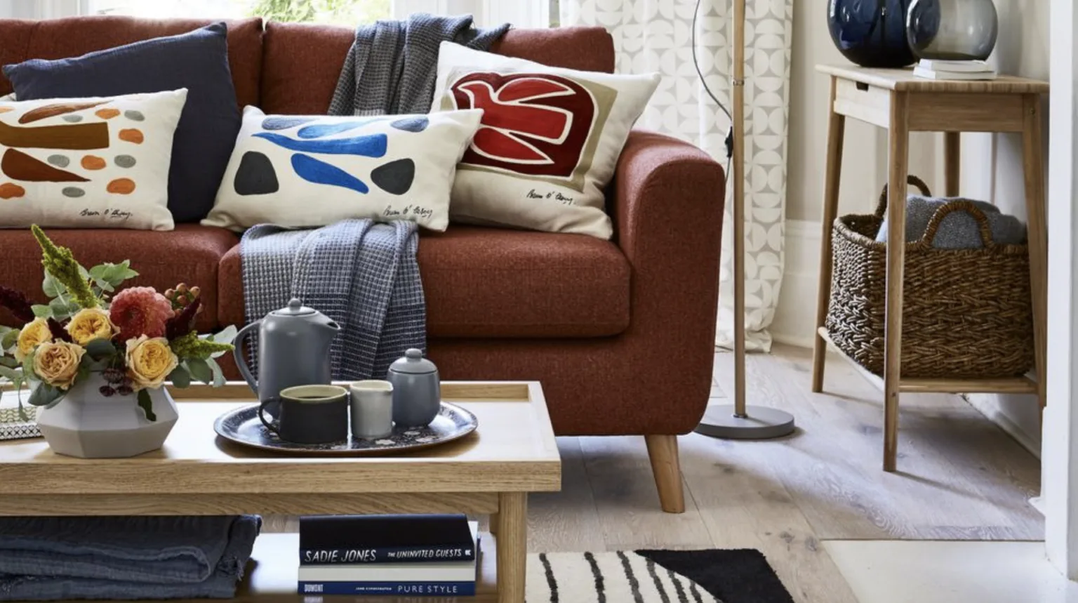 Modern cozy living room